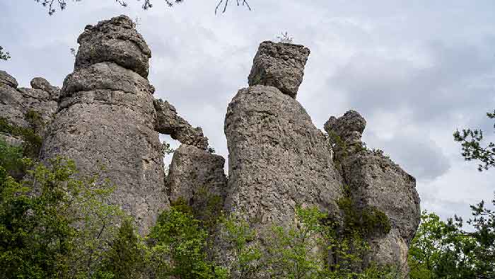 The natural sculpture of the Causse Noir